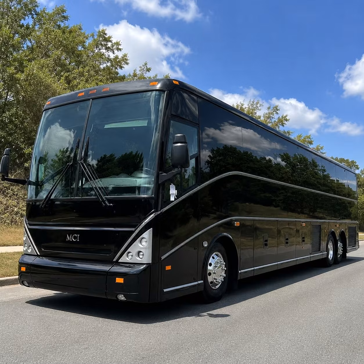 conference and convention shuttle bus rentals in the bronx