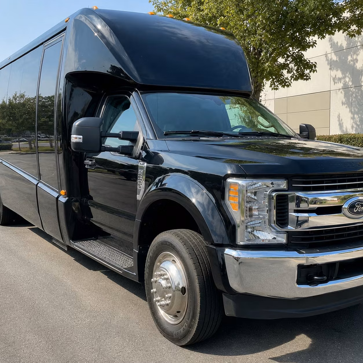 minibus rentals for smaller bronx prom groups who want to keep it intimate