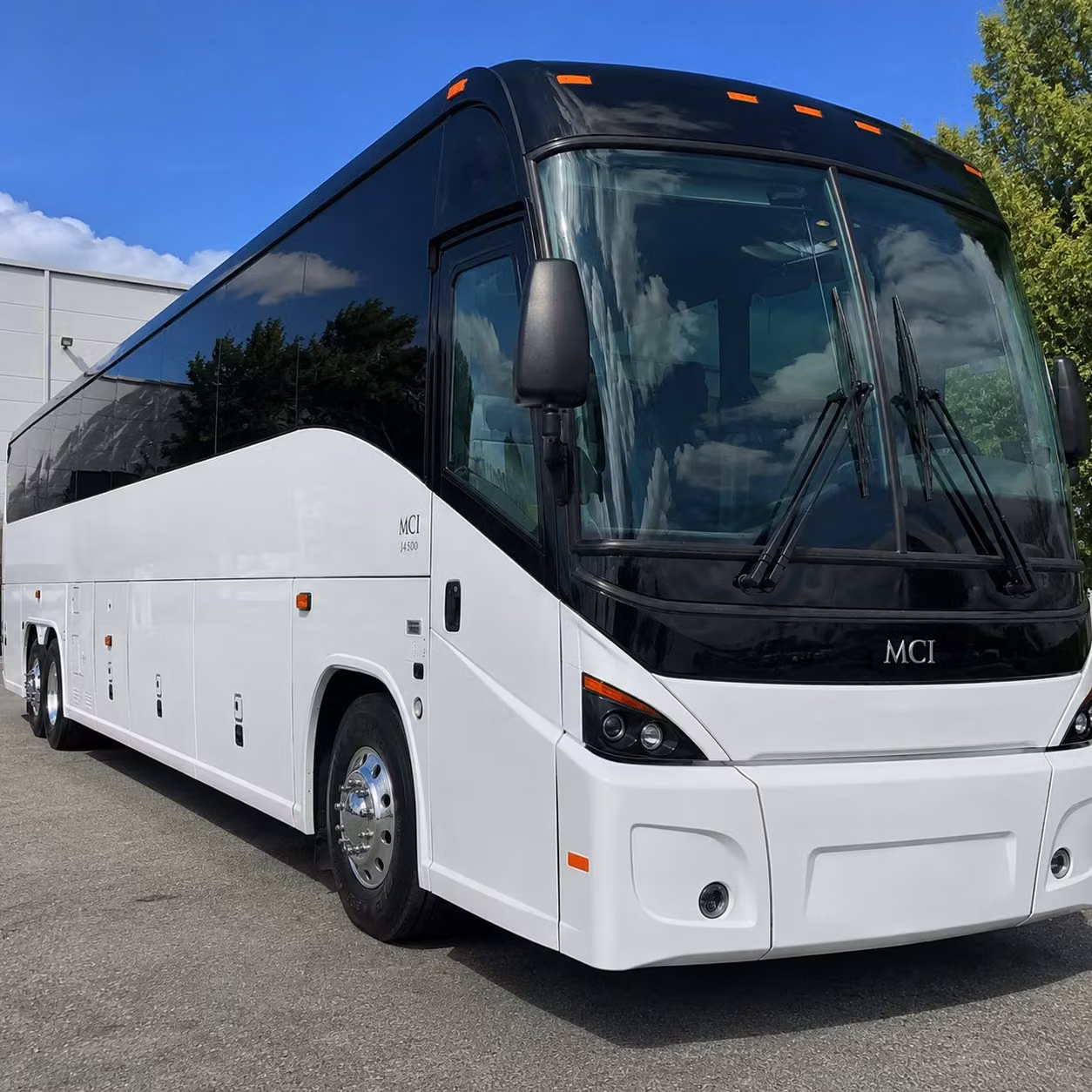 shuttle bus service for bronx hospitals healthcare systems and shift workers