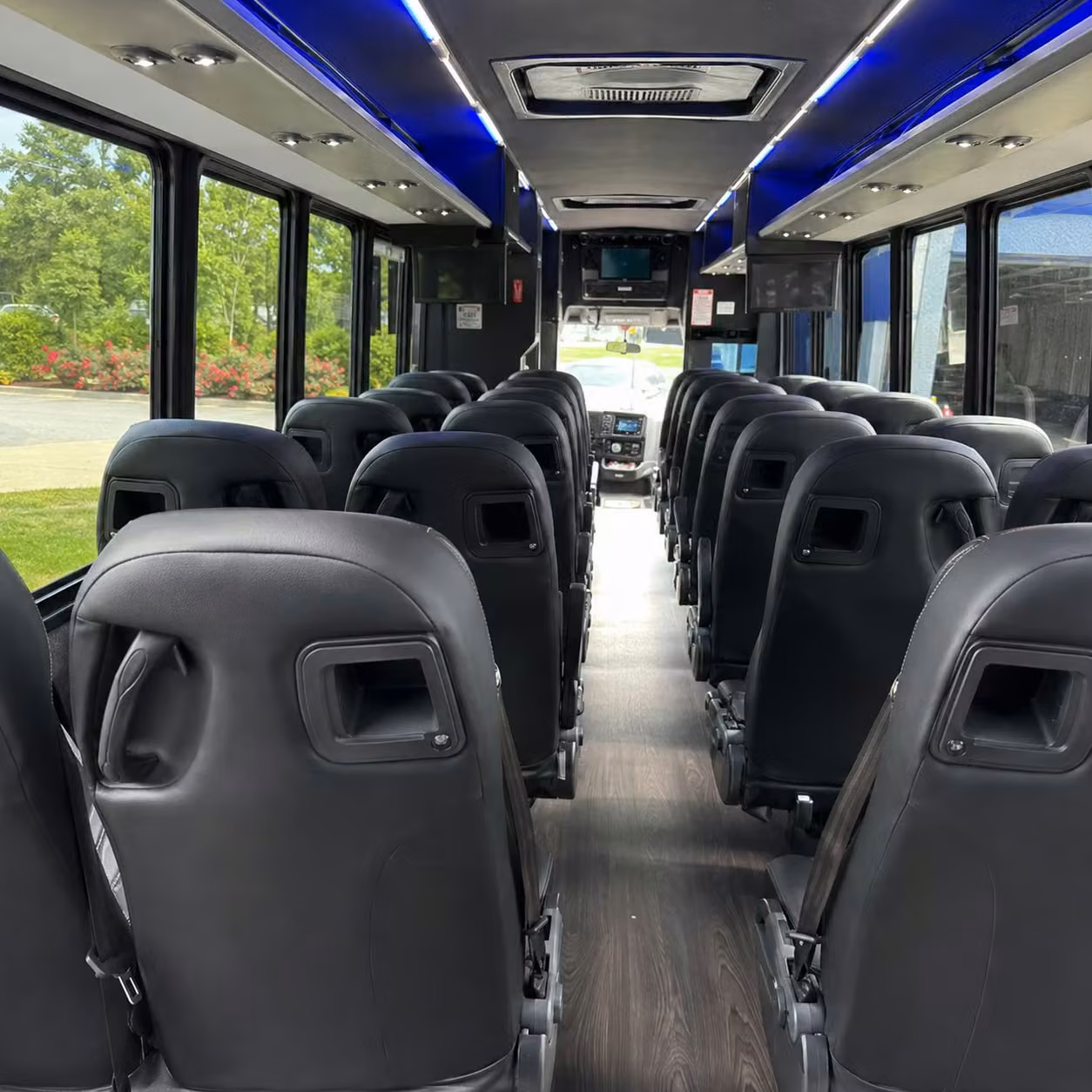 the bronx 15 passenger minibus rental